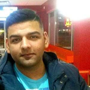 Meet your Posher, Hammad